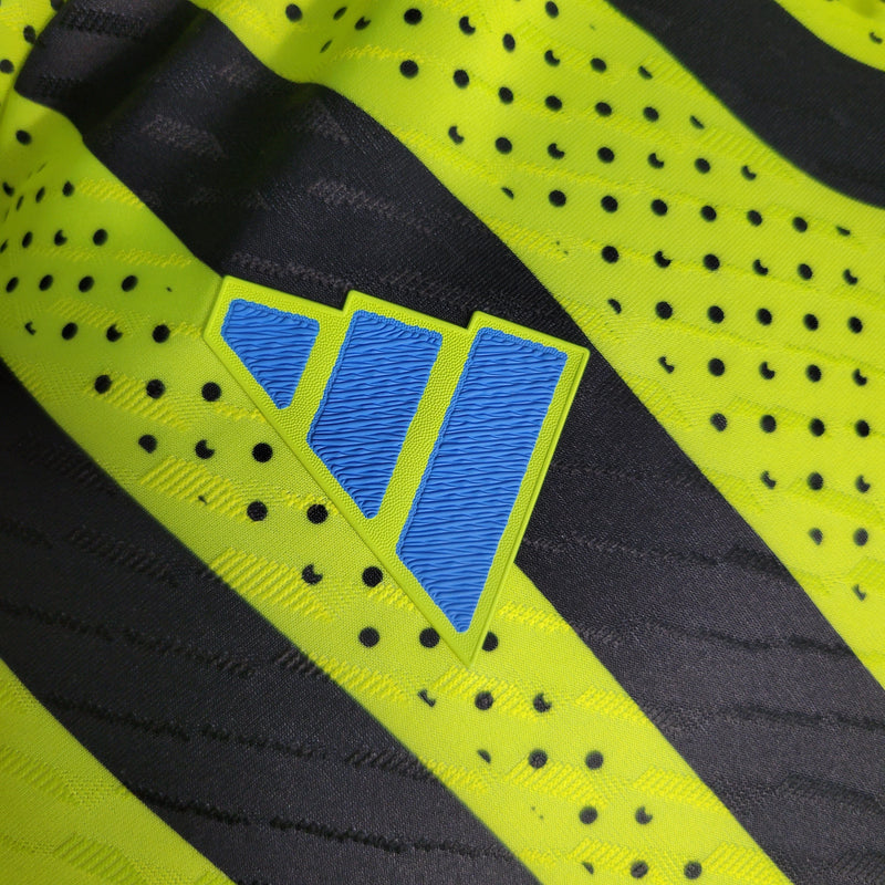 CAMISA VERSÃO PLAYER DO ARSENAL 23/24 VERDE NEON E PRETO