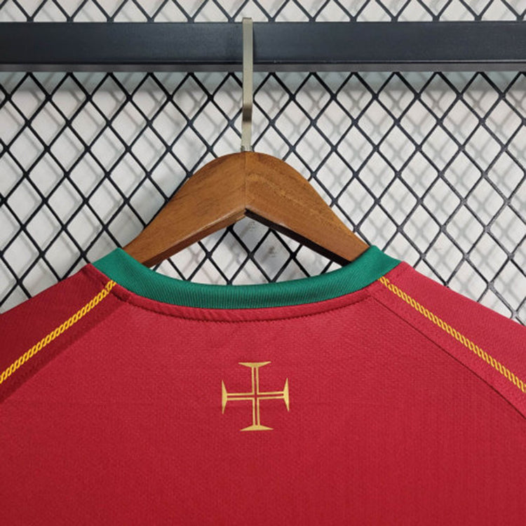 CAMISA RETRÔ DE PORTUGAL 2006 VERMELHO